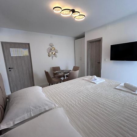 Apartmani Biokovo Makarska Exterior photo